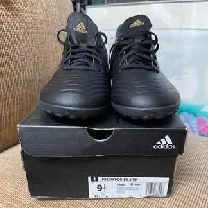 Brand new men’s adidas size 9.5